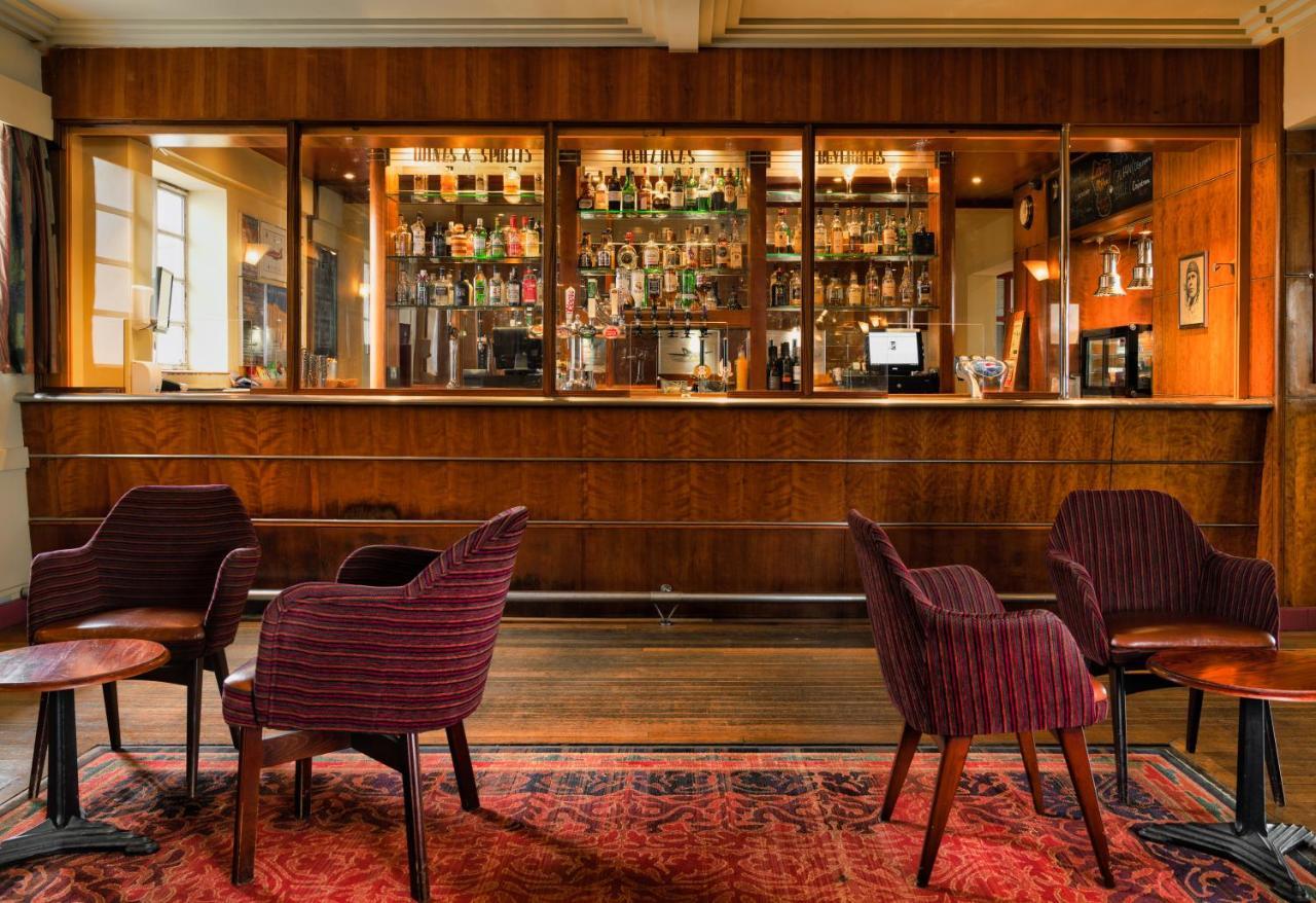 The Aviator Hotel Sywell Eksteriør bilde